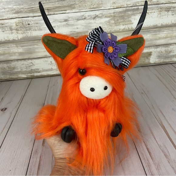 Highland Cow Coo Gnome Orange Fur Daisy Black White Purple Handmade Home Decor - Picture 4 of 12